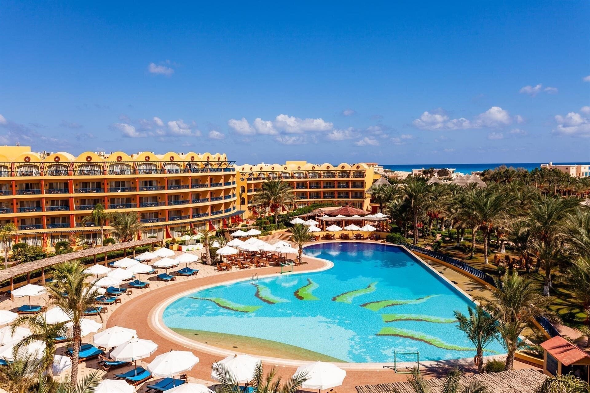 Готель Carols Beau Rivage Matrouh 5*
